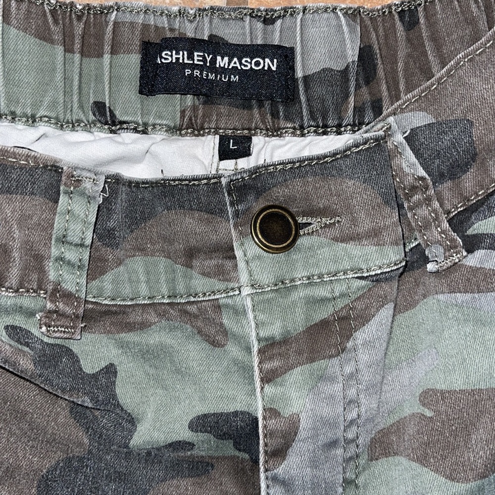 Ashley Mason camouflage cargo zipper pocket skinny pants jeans size L